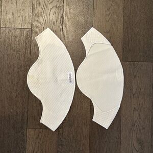 Baby Bjorn Free Drool Bibs